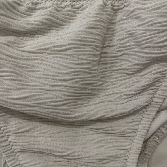 Melissa Odabash Melbourne Chain Low-Rise Bikini Bottoms - Picture 9 of 11